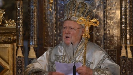 Вселенският патриарх призова хората да се ваксинират срещу Covid-19 