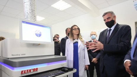 Янев увери: Не се търси решение за задължителна ваксинация