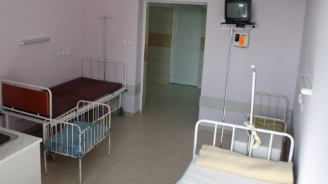 Общинските в болници в столицата готови да осигурят нови COVID легла