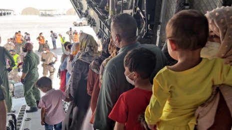 Морбили спря евакуацията в САЩ от Афганистан