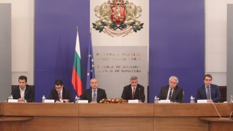 Янев на отчет: Показахме нов начин на работа и това е видимо за хората
