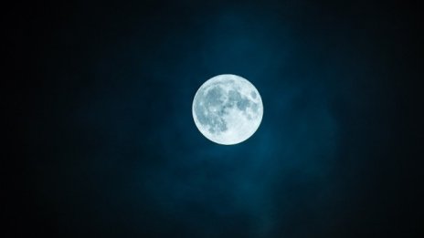 Какво да очакват зодиите от пълнолунието в Риби?