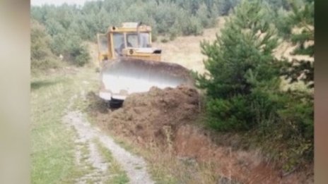 Защо има булдозери на Витоша?