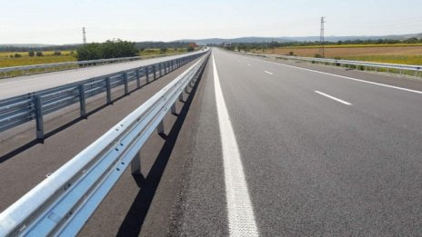 Две катастрофи на АМ "Тракия" в лошото време 
