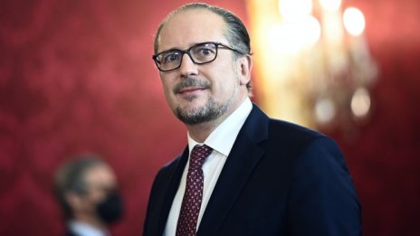 Шаленберг положи клетва като канцлер на Австрия