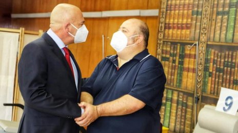 Любо Нейков си постави трета доза ваксина срещу COVID-19