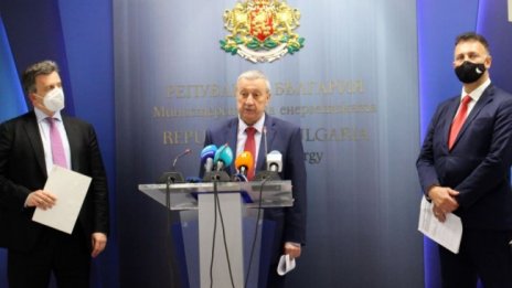 Няма да оставим столичани без парно, увери зам.-министър