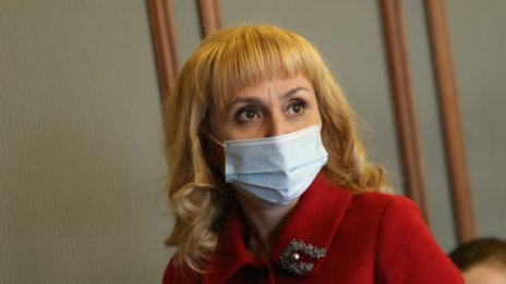 Омбудсманът: Онлайн обучението не работи