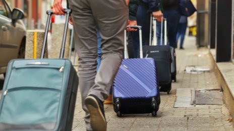 Пътуванията ни в чужбина с лек ръст, а на чужденци у нас с 37% повече