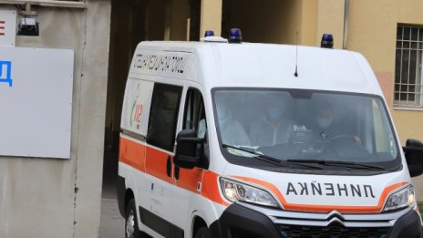 Мъже без заболявания на 39 г. и 42 г. сред починалите от COVID-19