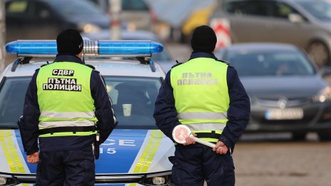 Връщат хранилките: МВР шефът разрешава на катаджиите пак да глобяват на пътя