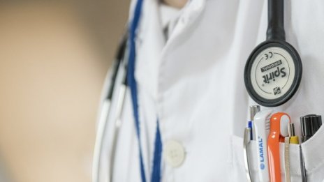 Видинските медици прекратиха гладната стачка