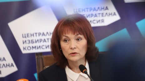 Матева: Надявам се да не атакуват резултата от вота с броенето на разписки