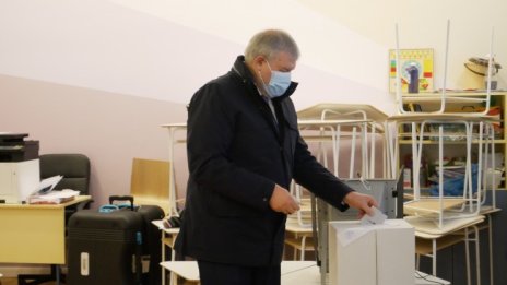 Румен Христов: Гласувах за формация, която може да се справя с кризи