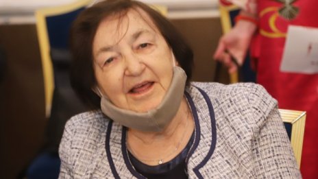 Почина проф. Нора Ананиева