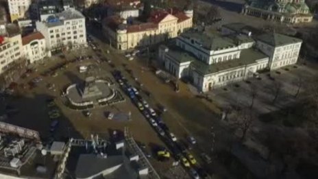 Новият парламент: Предимно млади хора без опит в политиката