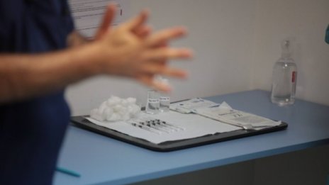 Шефът на РЗИ - Враца с награда, поставил лично 1494 ваксини