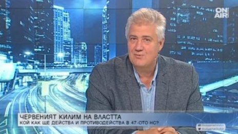 Проф. Балтов: Трябва да се вземат по-строги мерки срещу Омикрон