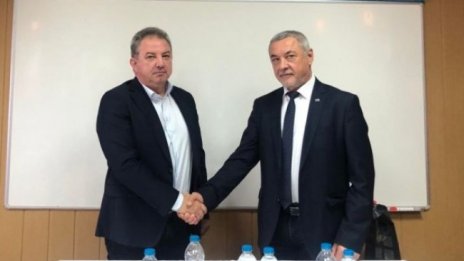 Борис Ячев сменя Валери Симеонов, НФСБ вече е "Силна България"