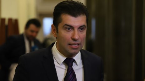 Ясно е коя партия кое министерство поема, ПП зад Василев, Рашков и Денков