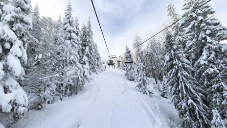 Снежната покривка в Пампорово достигна 20 см
