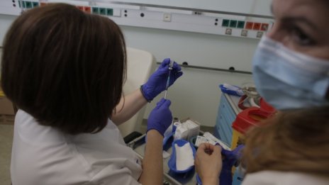 В Гърция близо 100 000 души се ваксинираха за ден