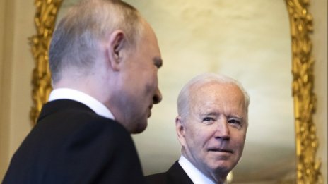 Байдън ще предупреди Путин да няма военни действия срещу Украйна 