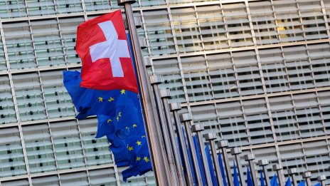 Радикална идея: Все повече швейцарци искат населението да се ограничи до 10 млн.