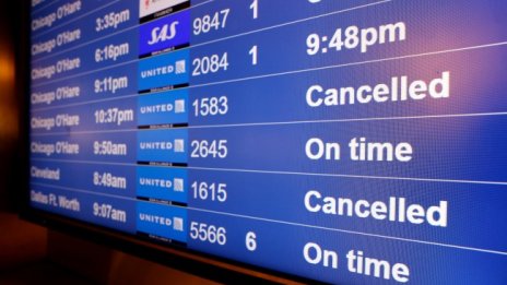 Отмениха още близо 800 полета в САЩ