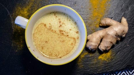 Какво е златното мляко и за какво се използва