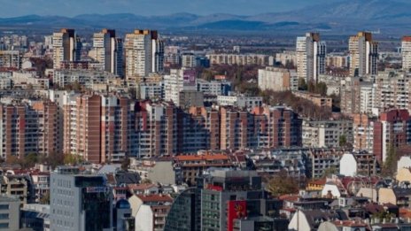 От треска за имоти до опасения за балон – жилищният пазар у нас