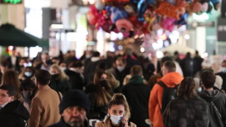 До 100 000 заразени на ден с Омикрон се очакват в Гърция
