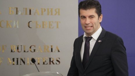 Петков отказал на "Възраждане" падане на сертификата, какво следва?