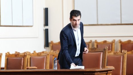Кирил Петков обяви любимия си разказ на Чехов, той се оказа на Толстой