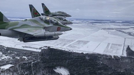 Министърът на отбраната на Украйна не вижда засега руска заплаха