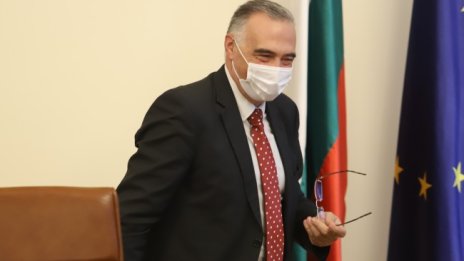 Антон Кутев напусна НС на БСП с остри критики
