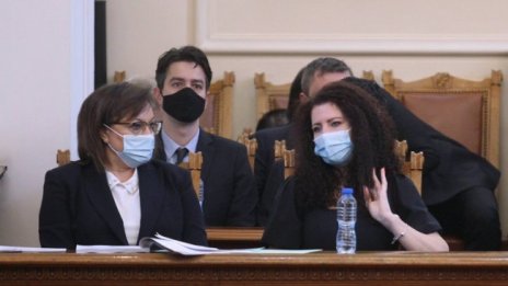Опозицията настоя в парламента да дойдат министри за бюджета