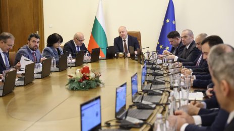 Правителството в оставка ще заседава, има 52 точки в дневния ред