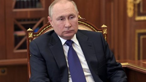 Въпреки трудностите руските олигарси няма да предадат Путин 