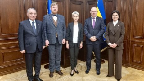 Гешев посрещна близки на служители на украинската съдебна власт
