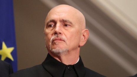 Събев: Институциите на България са под постоянен хибриден натиск