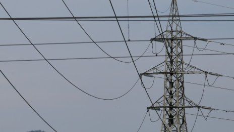 Румъния одобри таван на цените на тока и газа за 1 година 