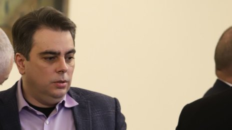 Нов дълг от 500 млн. лв. ще бъде предложен на вътрешния пазар