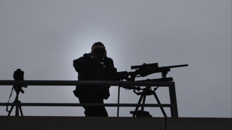 Новата "Лейди Смърт" - снайперистката "Въглен", която ще се бие до край