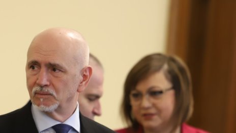 Министър Събев: Няма спор за летище "Равнец"