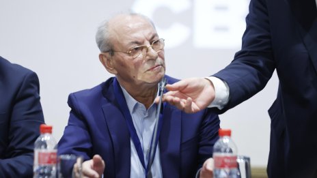 От АПС се оплакаха: Доган е бил измамен, като чрез фалшифициране на подписа му 