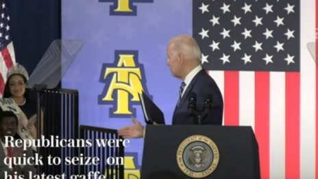 Американският президент Джо Байдън понечи да се ръкува, но с кого...