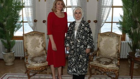 Десислава Радева се срещна със съпругата на президента на Турция 
