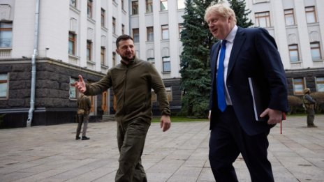 Жената на Медвечук се обърна към Джонсън за размяна на пленници