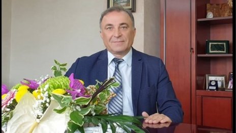Внезапно почина кметът на Нова Загора Николай Грозев